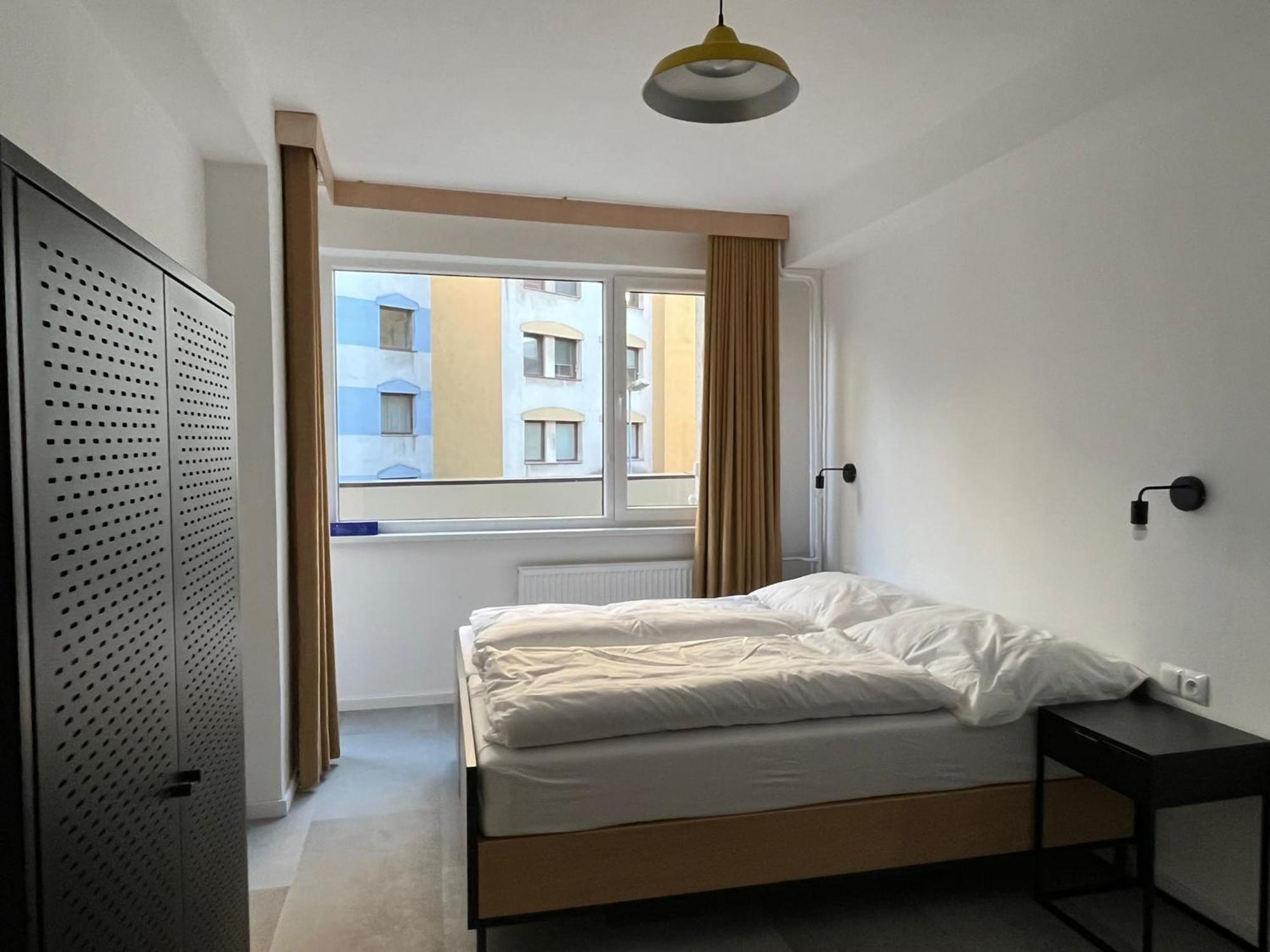 Izy Stay Hostel Pressburg Exterior foto